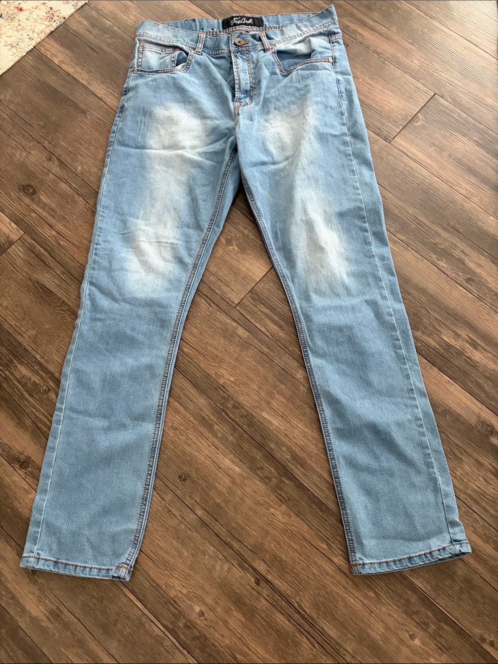 Light Wash Men’s Straight Jeans